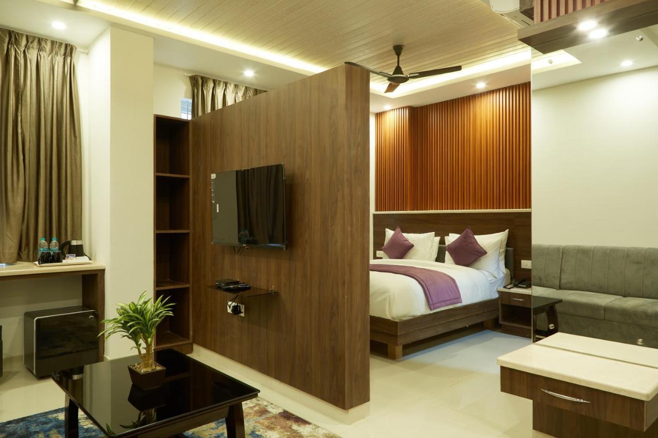 Vovo Premier Hotel Μπανγκαλόρ Εξωτερικό φωτογραφία