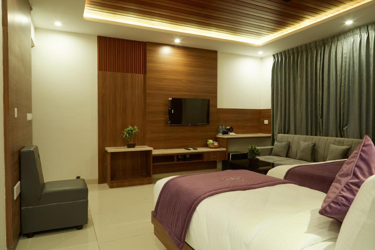 Vovo Premier Hotel Μπανγκαλόρ Εξωτερικό φωτογραφία