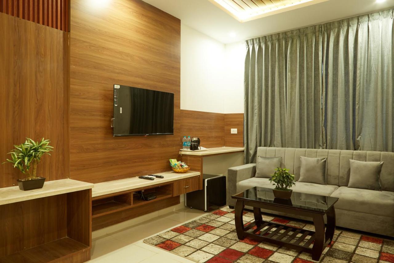 Vovo Premier Hotel Μπανγκαλόρ Εξωτερικό φωτογραφία