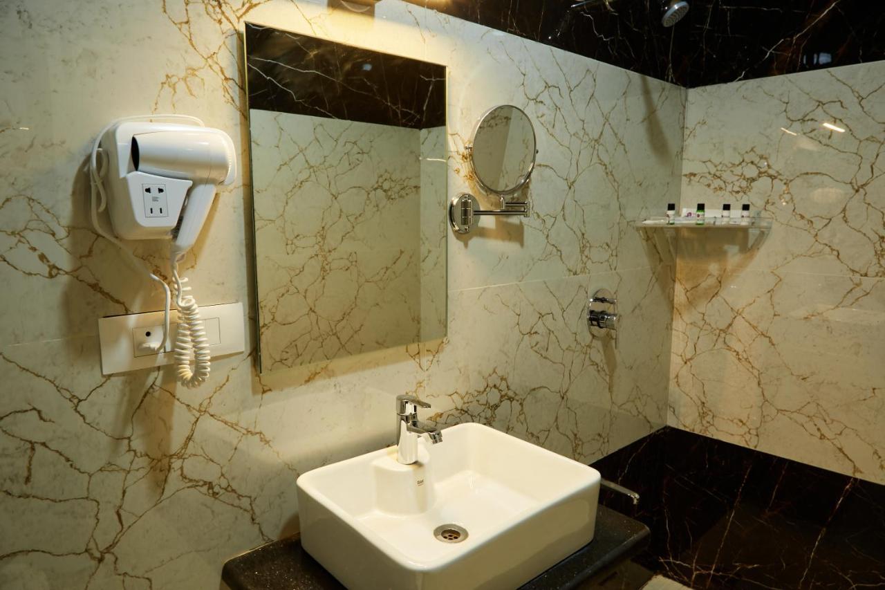 Vovo Premier Hotel Μπανγκαλόρ Εξωτερικό φωτογραφία