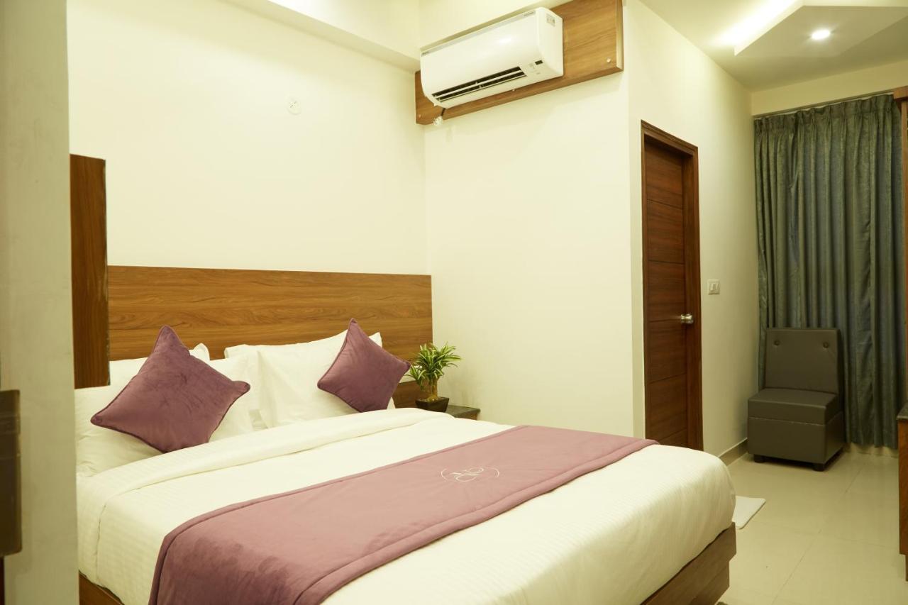 Vovo Premier Hotel Μπανγκαλόρ Εξωτερικό φωτογραφία