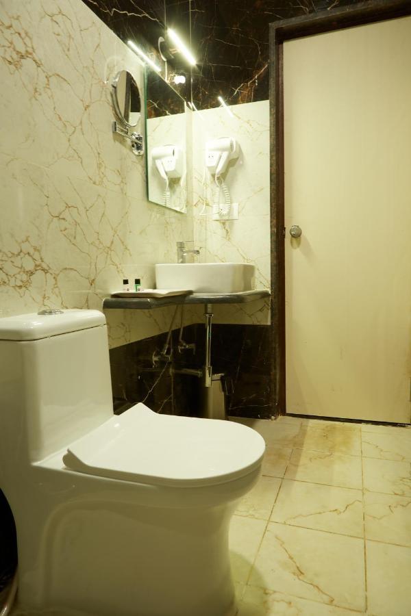 Vovo Premier Hotel Μπανγκαλόρ Εξωτερικό φωτογραφία