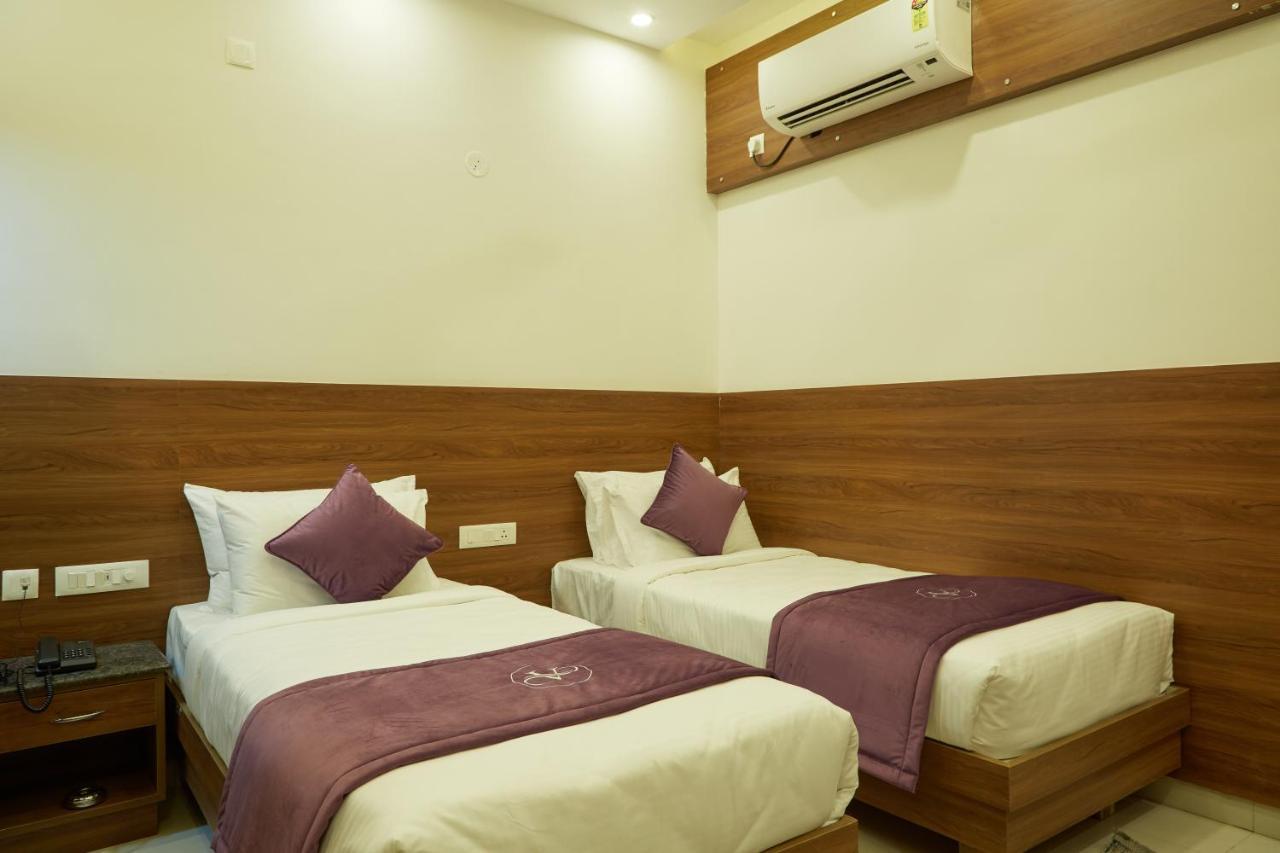 Vovo Premier Hotel Μπανγκαλόρ Εξωτερικό φωτογραφία
